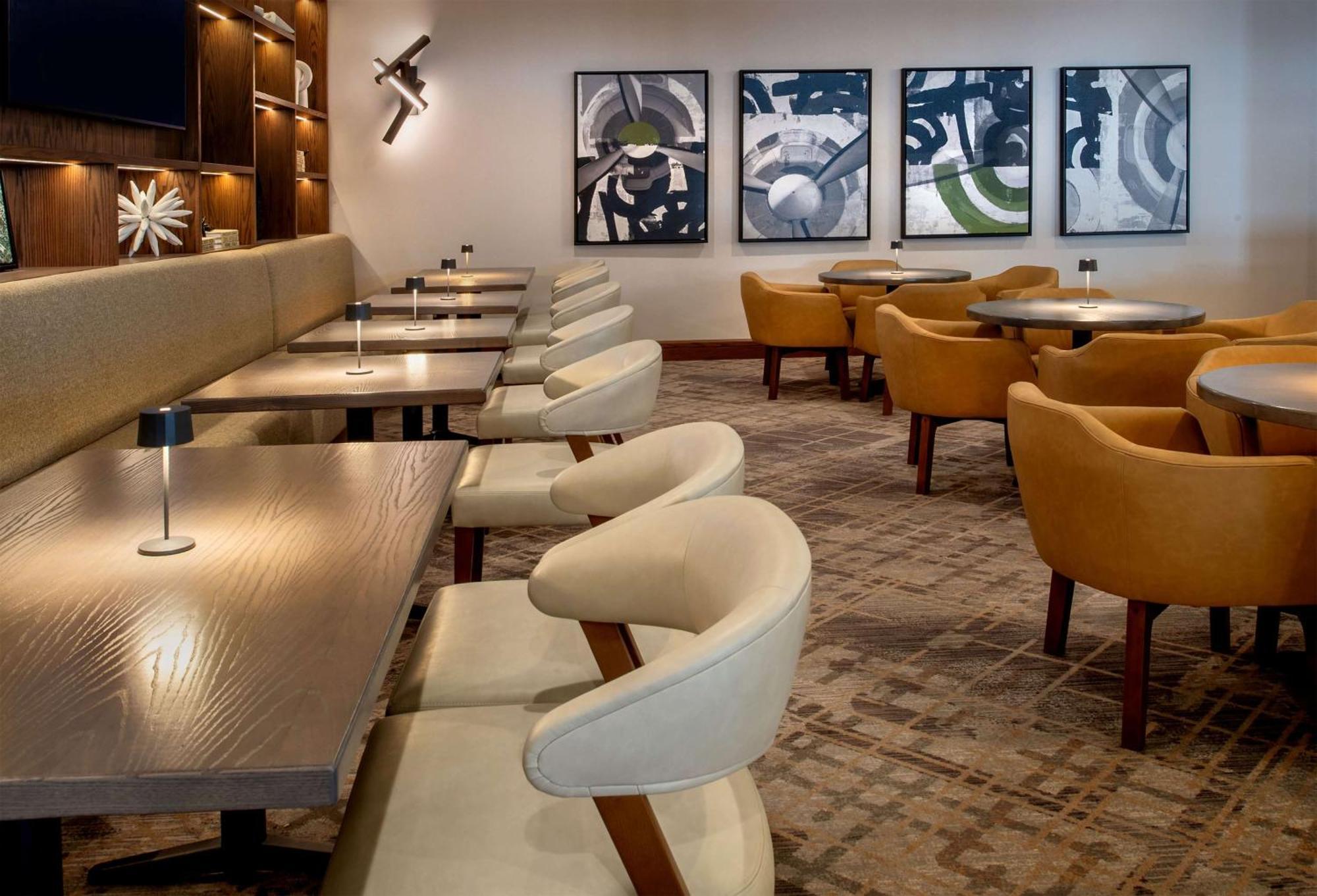 Hampton Inn By Hilton St Louis Airport セントルイス（ミズーリ州） エクステリア 写真