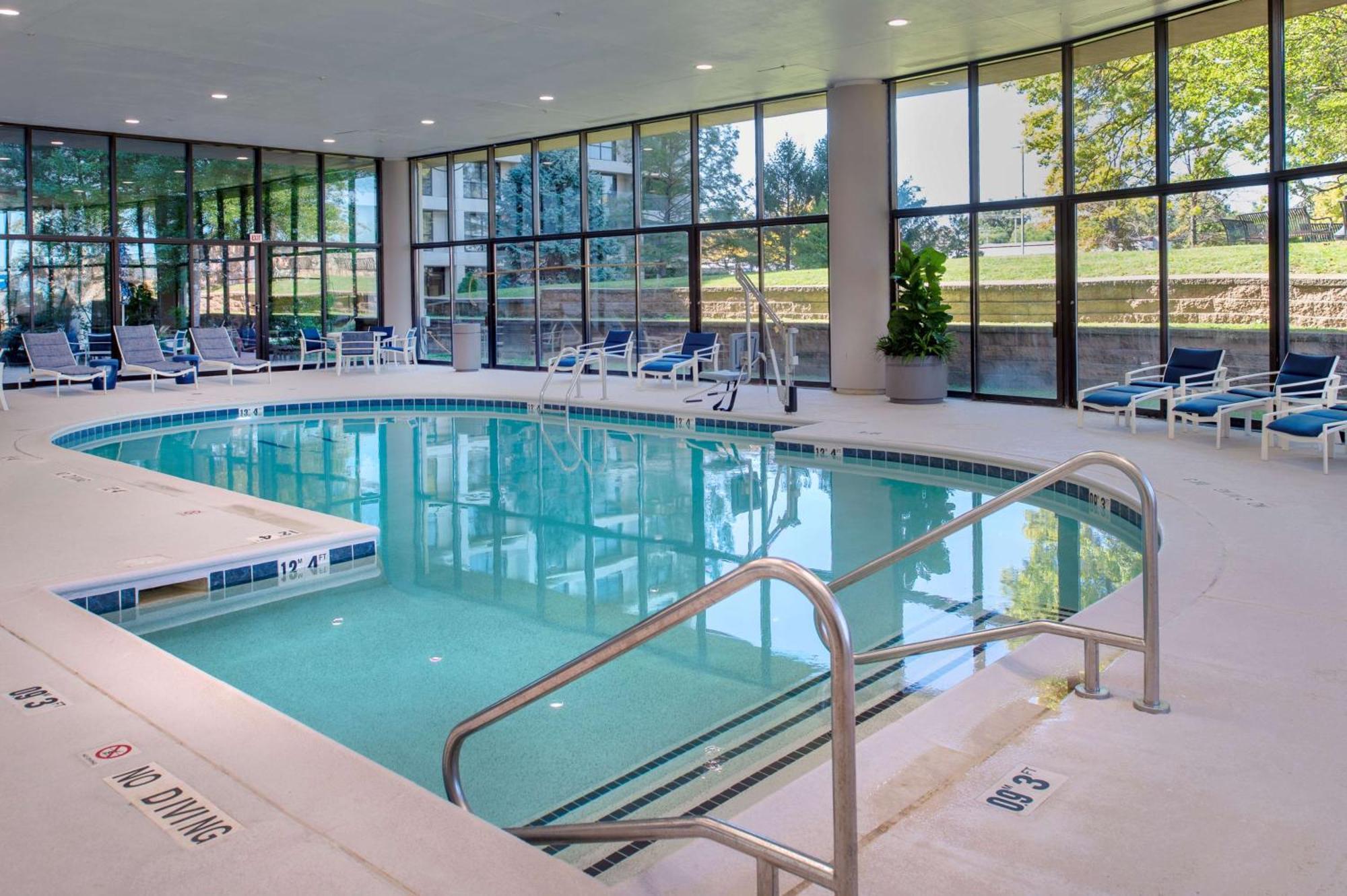 Hampton Inn By Hilton St Louis Airport セントルイス（ミズーリ州） エクステリア 写真