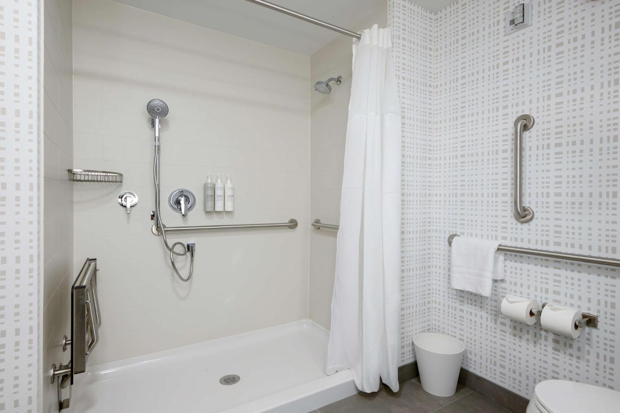Hampton Inn By Hilton St Louis Airport セントルイス（ミズーリ州） エクステリア 写真